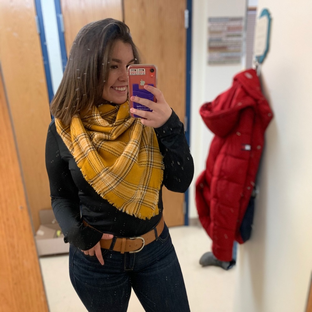 Meet your Posher, Sabrina